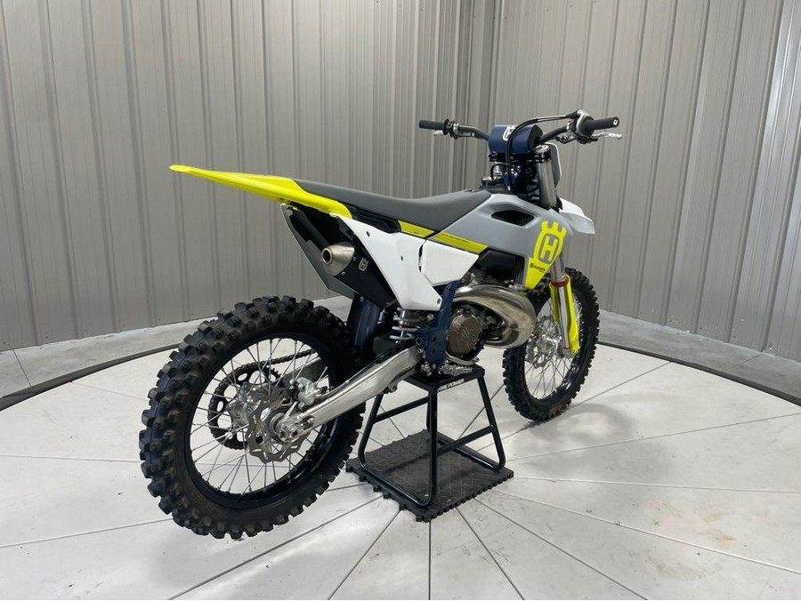 2023 Husqvarna Motorcycles TE250