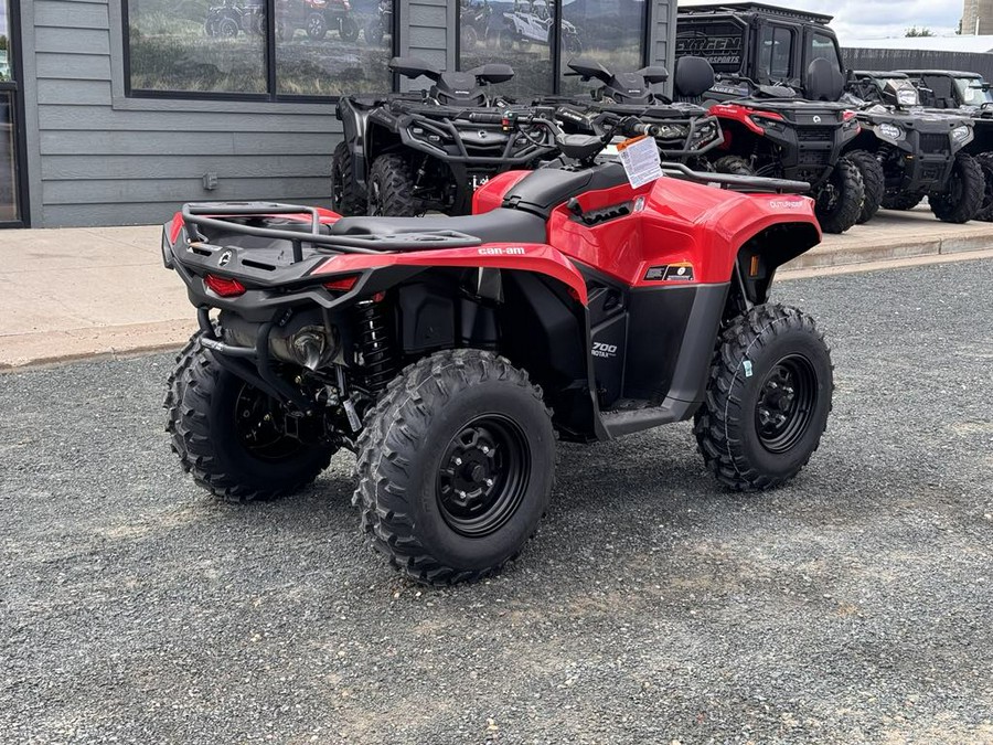 2025 Can-Am OUTLANDER 700