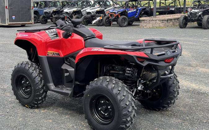 2025 Can-Am OUTLANDER 700