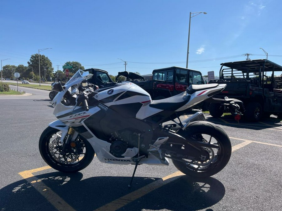 2026 Honda CBR1000RR Base