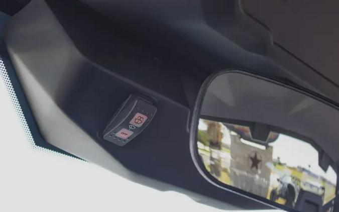 2026 CAN-AM DEFENDER PRO LIMITED CAB HD10