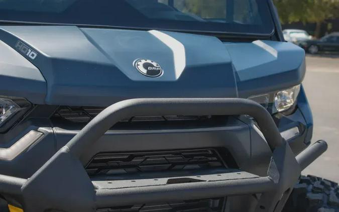 2026 CAN-AM DEFENDER PRO LIMITED CAB HD10