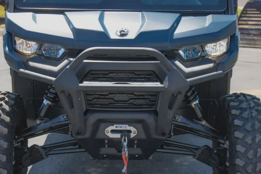 2026 CAN-AM DEFENDER PRO LIMITED CAB HD10