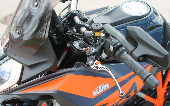 2019 KTM 1290 Super Duke GT