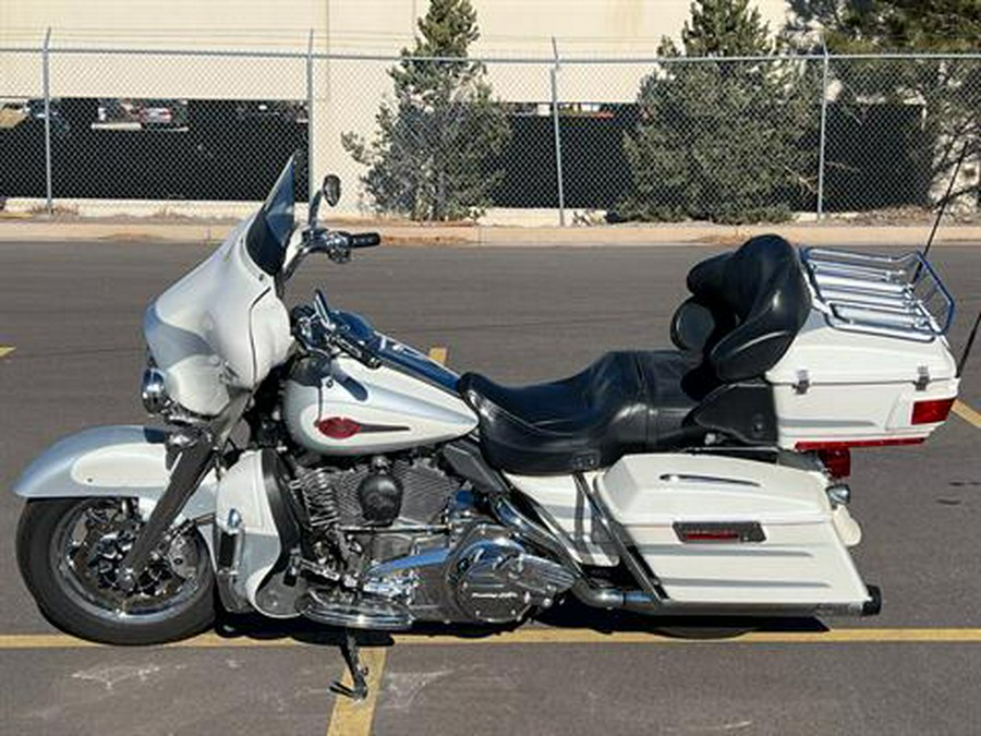 2008 Harley-Davidson CVO™ Screamin' Eagle® Ultra Classic® Electra Glide®