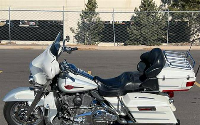 2008 Harley-Davidson CVO™ Screamin' Eagle® Ultra Classic® Electra Glide®