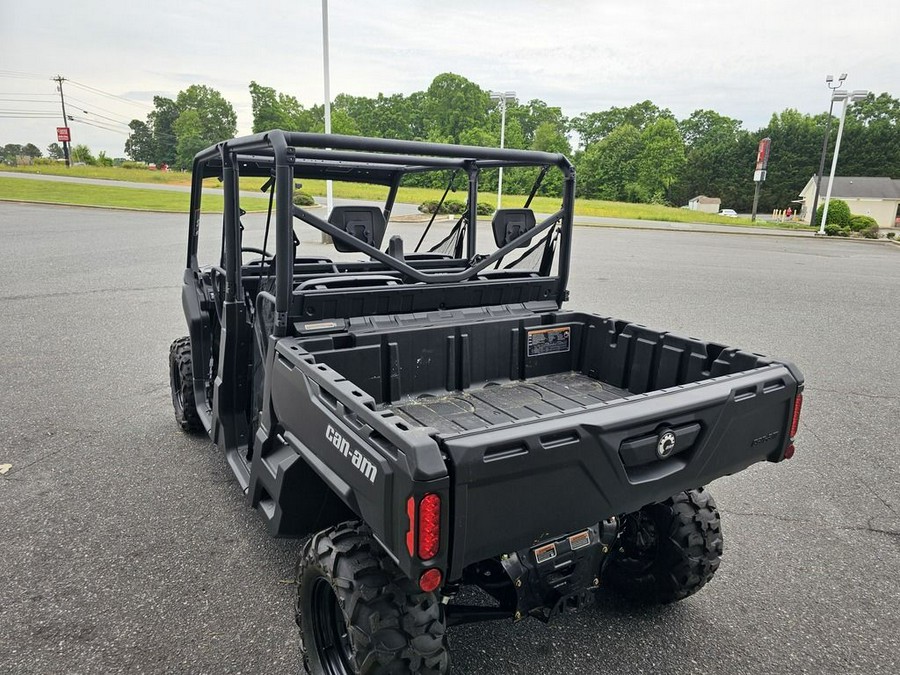 2024 Can-Am® Defender MAX HD7