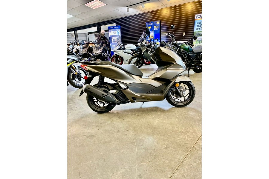 2024 Honda PCX ABS