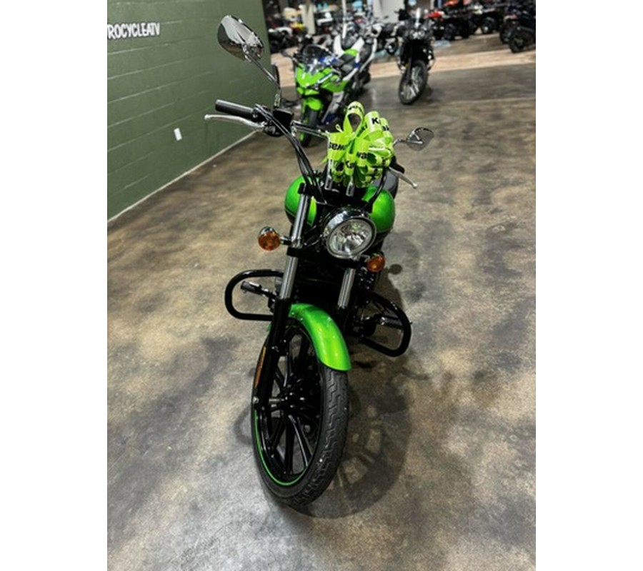 2018 Kawasaki Vulcan 900 Custom