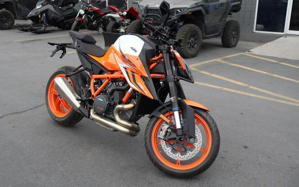 2023 KTM 1290 Super Duke R Evo