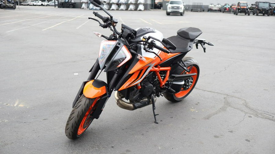 2023 KTM 1290 Super Duke R Evo