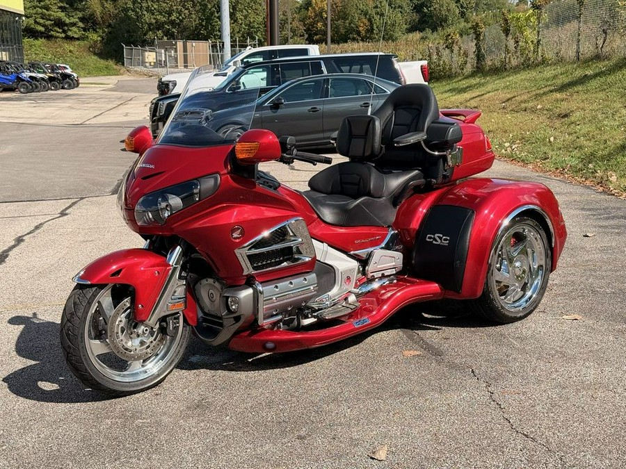 2016 Honda® Gold Wing Trike Audio Comfort Candy Red