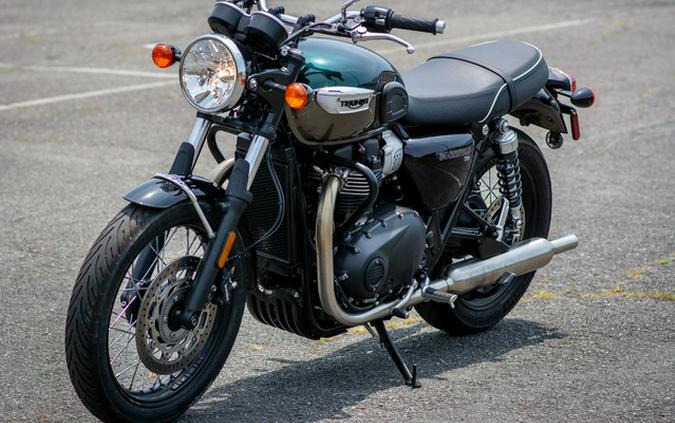 2024 Triumph Bonneville T100 Competition GreenIronstone