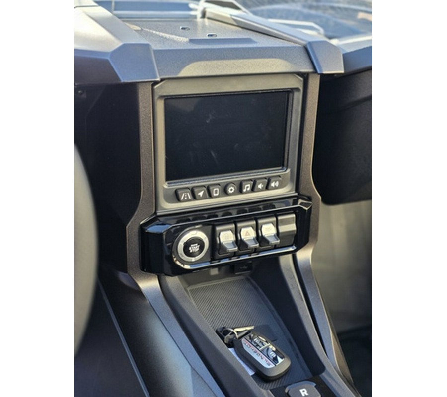 2026 Polaris Slingshot R AutoDrive