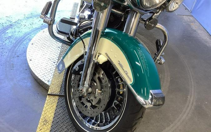 2009 Harley-Davidson® FLHTCU - Ultra Classic® Electra Glide®