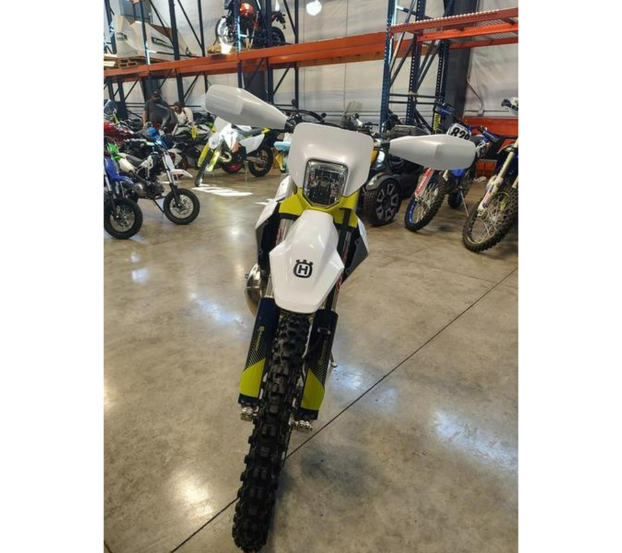 2024 Husqvarna® TE 300