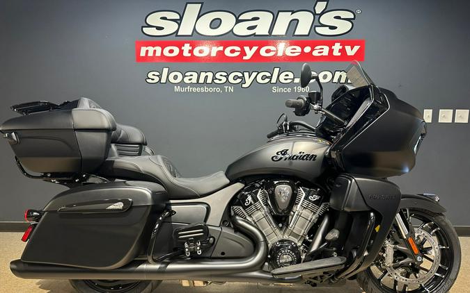 2024 Indian Motorcycle Pursuit Dark Horse with PowerBand Audio Package