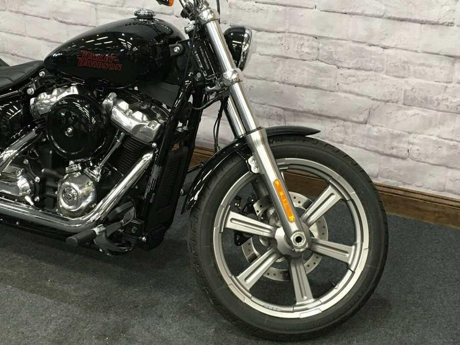 2023 Harley-Davidson Softail Standard Black FXST