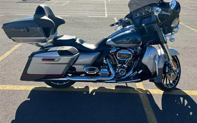 2019 Harley-Davidson CVO™ Street Glide®