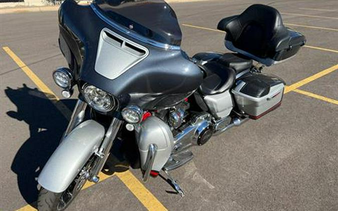 2019 Harley-Davidson CVO™ Street Glide®