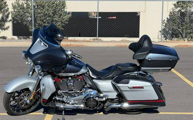 2019 Harley-Davidson CVO™ Street Glide®