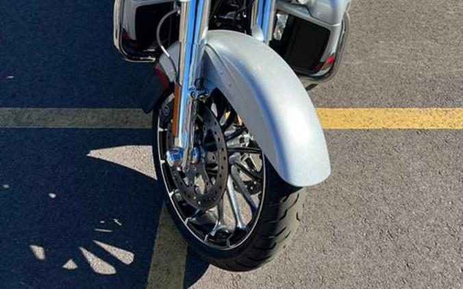 2019 Harley-Davidson CVO™ Street Glide®