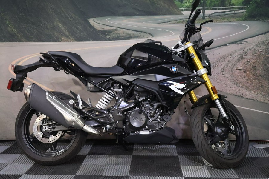 2022 BMW G 310 R Cosmic Black 2