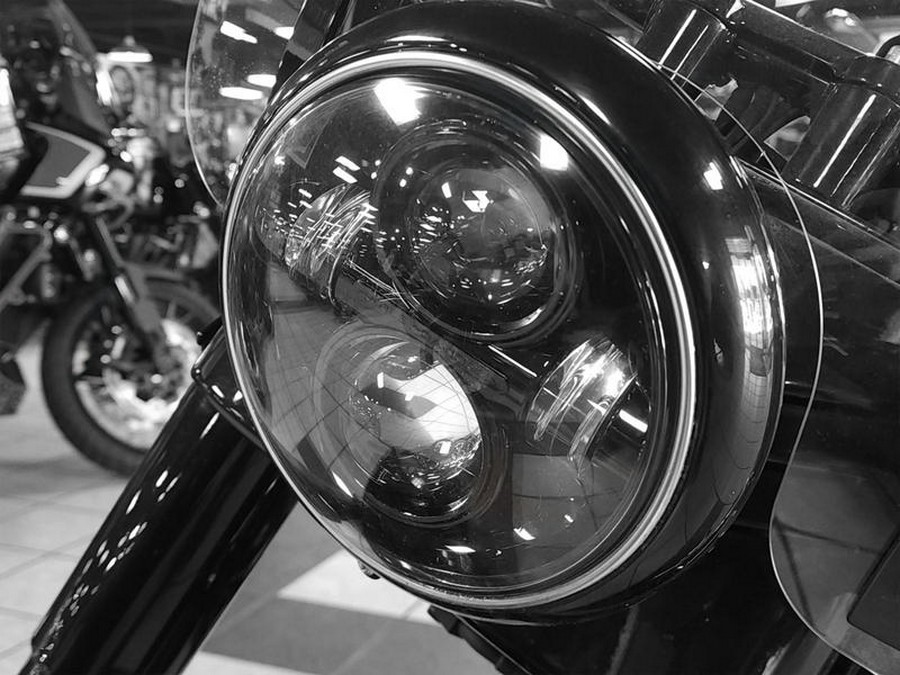 2016 Harley-Davidson® FLSS - Softail Slim® S