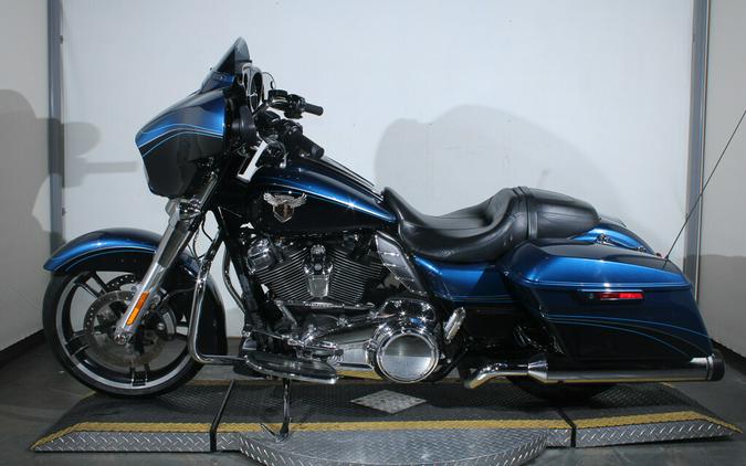 Used 2018 Harley-Davidson 115th Anniversary Street Glide Grand American Touring Motorcycle For Sale In Miami, Florida