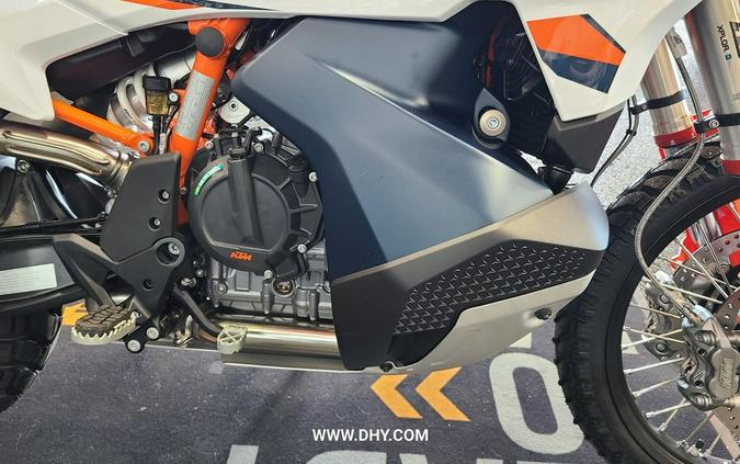 2024 KTM 890 Adventure R