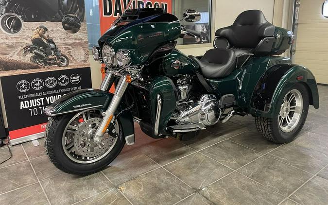 2024 Harley-Davidson® FLHTCUTG - Tri Glide® Ultra