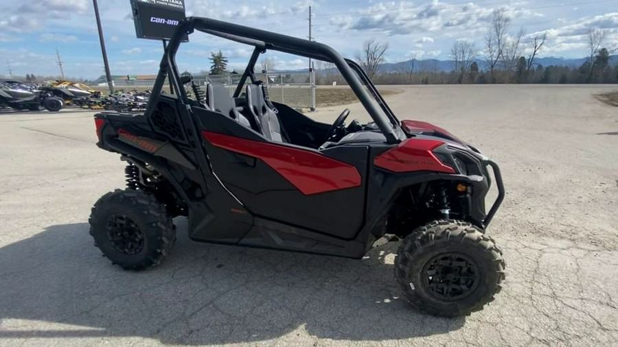 2024 Can-Am® Maverick Trail DPS 1000