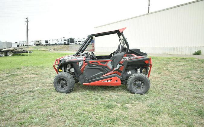 2015 Polaris® RZR® 900 EPS Trail Sunset Red