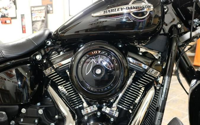 2018 Harley-Davidson® FLHC - Softail® Heritage Classic