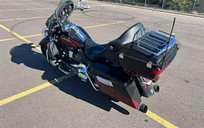 2011 Harley-Davidson CVO™ Ultra Classic® Electra Glide®