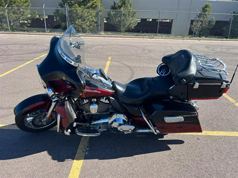 2011 Harley-Davidson CVO™ Ultra Classic® Electra Glide®