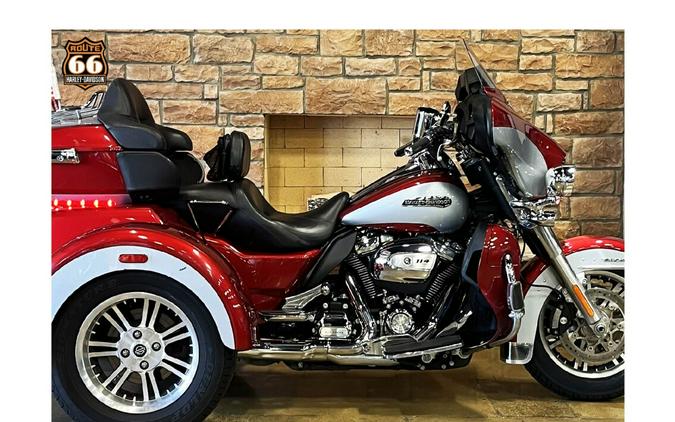 2019 Harley-Davidson Tri Glide Ultra Wicked Red/Barracuda Silver