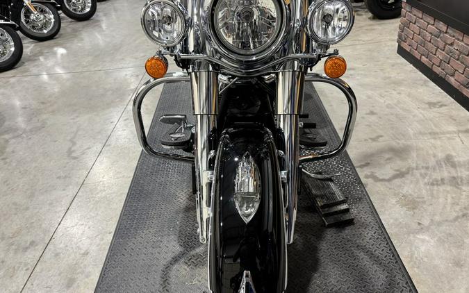 2018 Indian Motorcycle® Chief® Vintage ABS Thunder Black