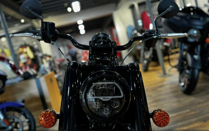 2023 Indian Motorcycle® Chief® Bobber Dark Horse® Silver Quartz Smoke