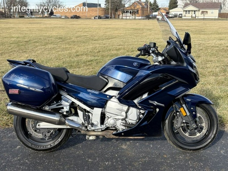 2024 Yamaha FJR1300ES