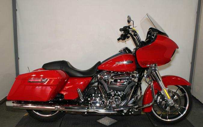 Used 2023 Harley-Davidson Road Glide Grand American Touring FLTRX Motorcycle For Sale In Miami, Florida