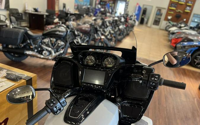 2026 Indian Pursuit Dark Horse 112 W/ Powerband Audio Ghost