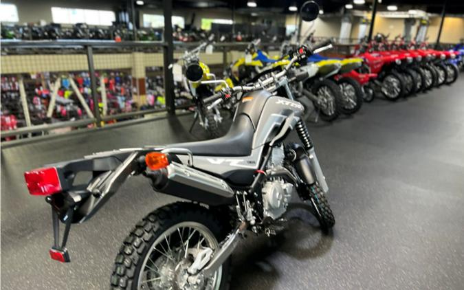 2025 Yamaha XT 250