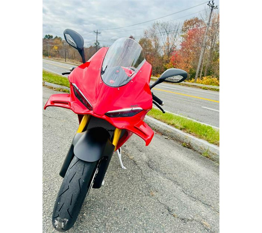 2025 Ducati Panigale V4 S