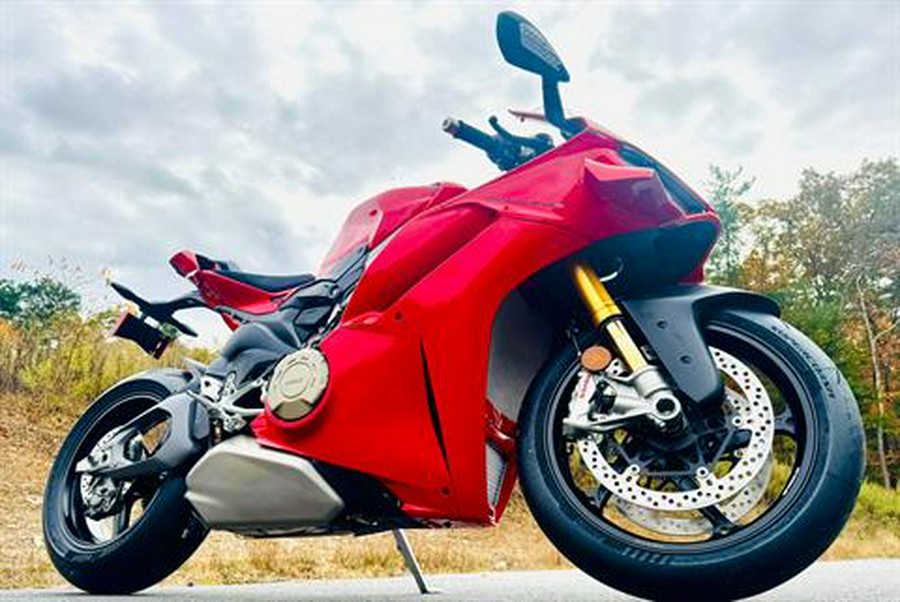 2025 Ducati Panigale V4 S