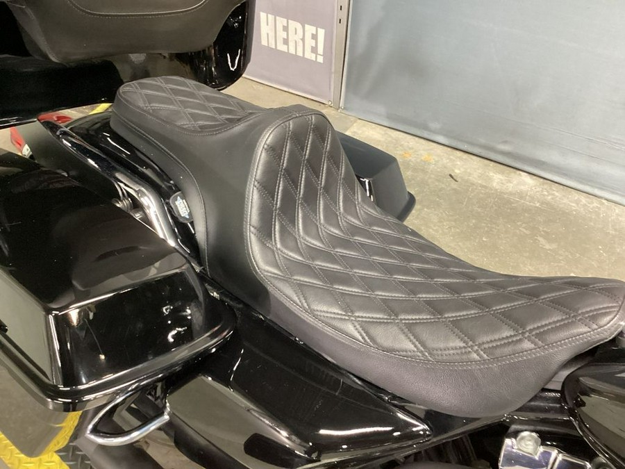 2006 Harley-Davidson® FLHX - Street Glide®