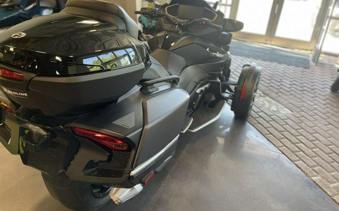 2024 Can-Am® Spyder RT Limited Dark Wheels