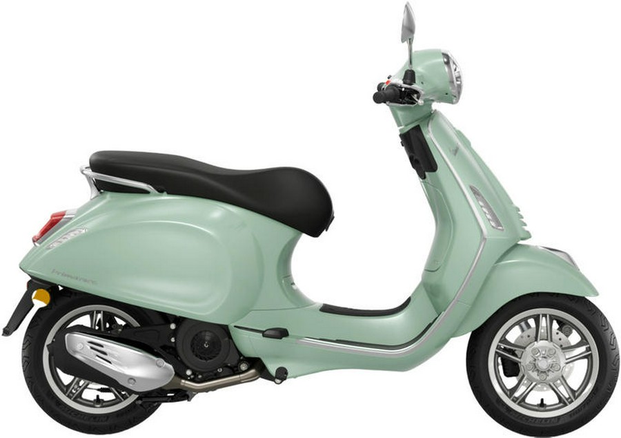 Vespa Primavera 150 - Verde Amabile