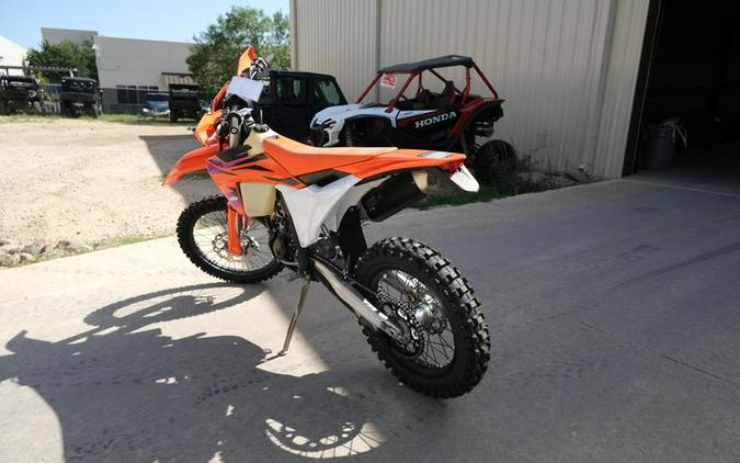 New 2024 KTM 350 XWF