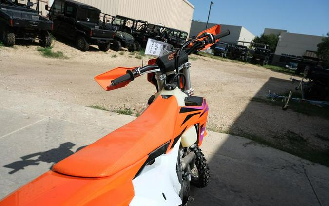 New 2024 KTM 350 XWF